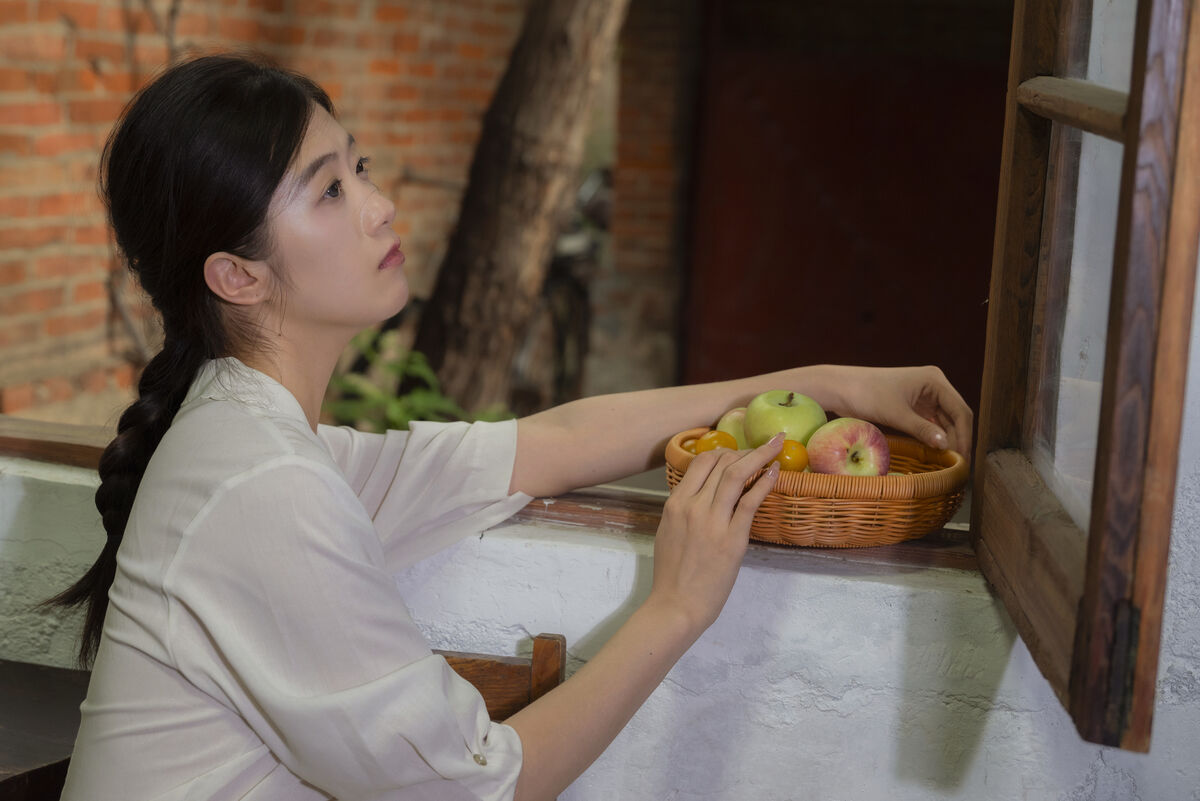 YiTuYu艺图语 Vol.9755 Tou He Yi Kou Xue Bi 51 YiTuYu艺图语 Vol.9755 Tou He Yi Kou Xue Bi