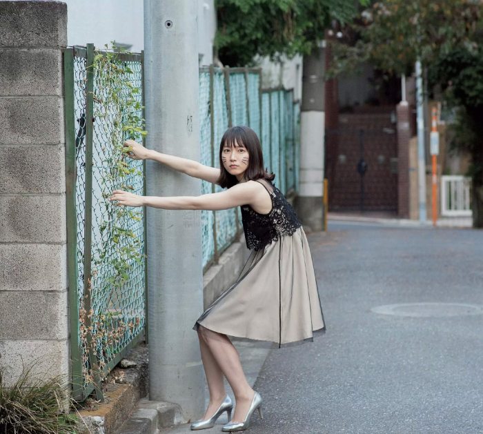 吉岡里帆 Dカップボインの水着グラビア画像! 260 吉岡里帆 Dカップボインの水着グラビア画像!