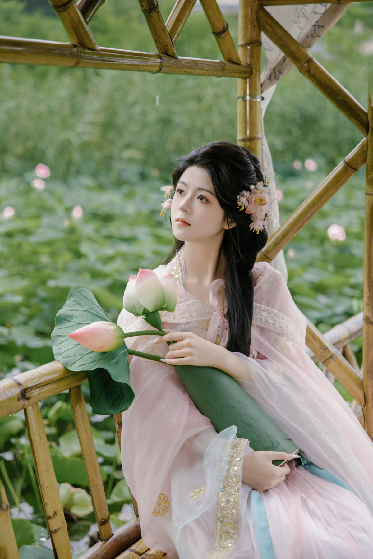 YiTuYu艺图语 Vol.9865 A Lin 22 YiTuYu艺图语 Vol.9865 A Lin