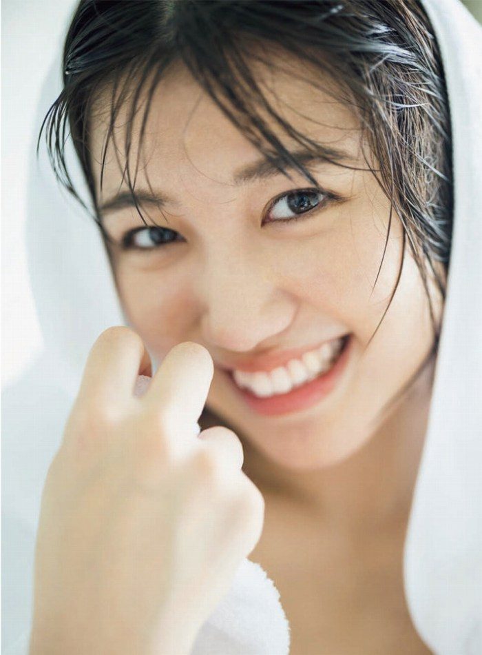 和泉芳怜 ふっくらおっぱい水着グラビア画像! 228 和泉芳怜 ふっくらおっぱい水着グラビア画像!