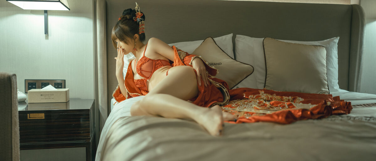 Coser@鹿八岁 - 新婚小故事 Part02 51 Coser@鹿八岁 - 新婚小故事 Part02