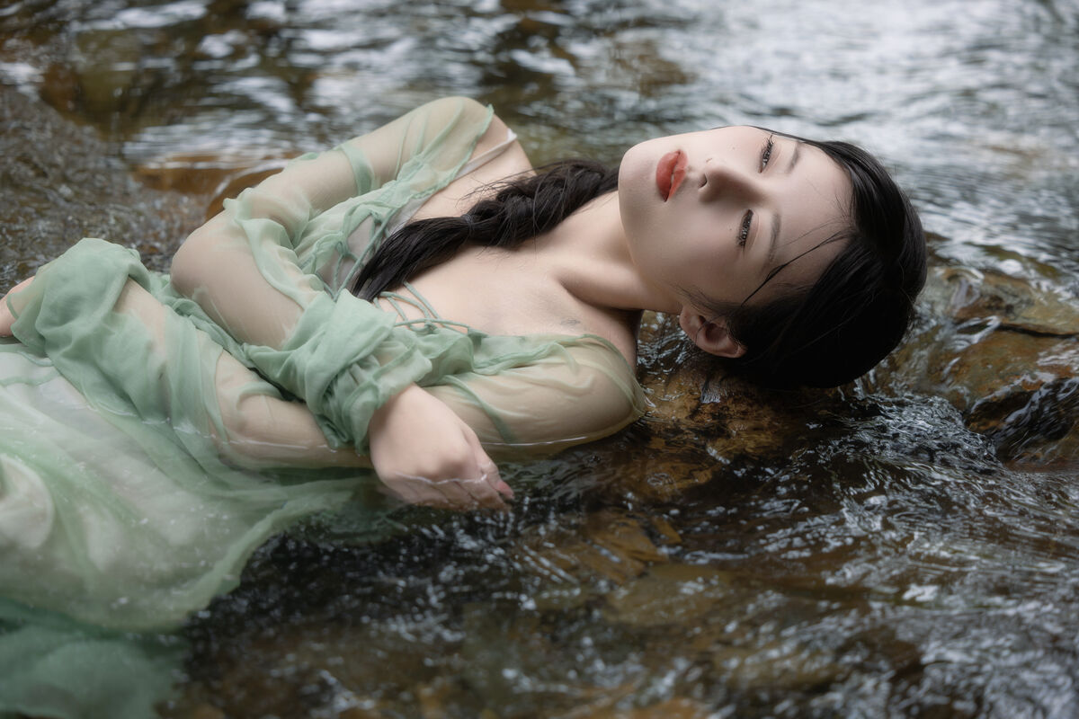 YiTuYu艺图语 Vol.9824 Yu Mi 18 YiTuYu艺图语 Vol.9824 Yu Mi