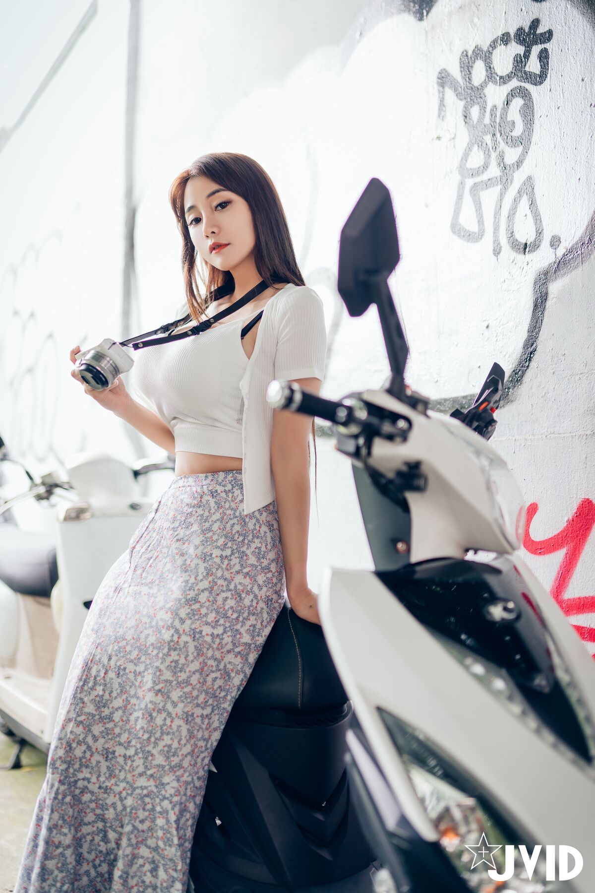 Lele 樂樂 - 讓人可以能男女交換身體的相機 一般版跟隱藏版尺度都上空無碼無遮 Part02 61 Lele 樂樂 - 讓人可以能男女交換身體的相機 一般版跟隱藏版尺度都上空無碼無遮 Part02