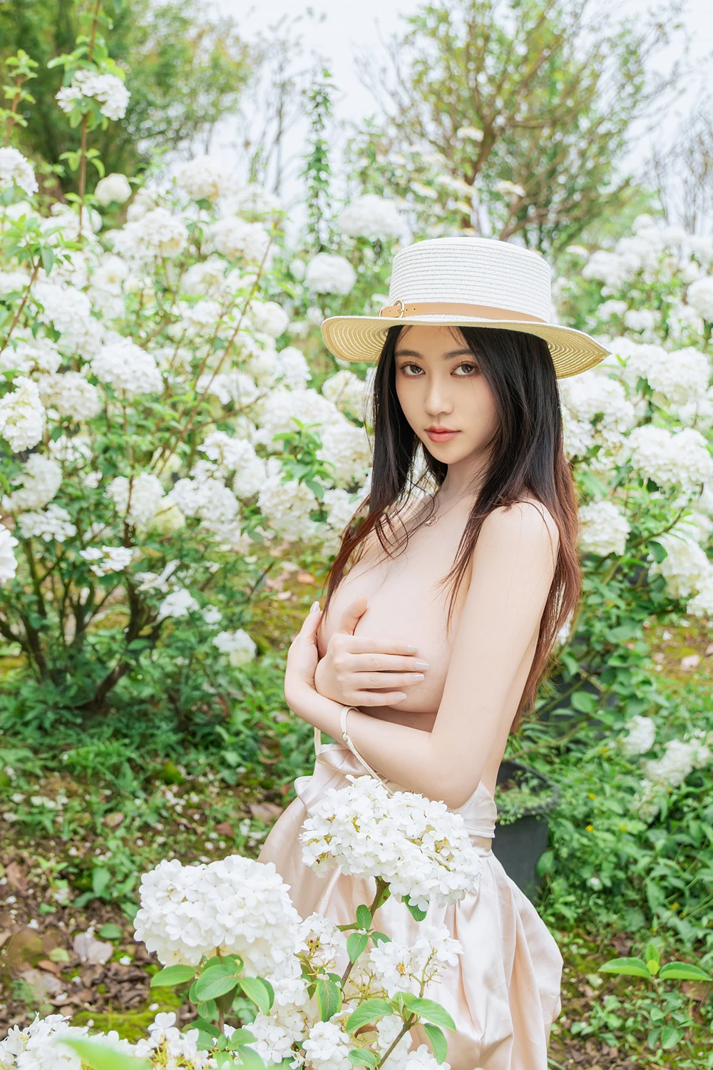 Cosplay 年年Nnian – 木绣球 & 夏日小院 15 Cosplay 年年Nnian – 木绣球 & 夏日小院