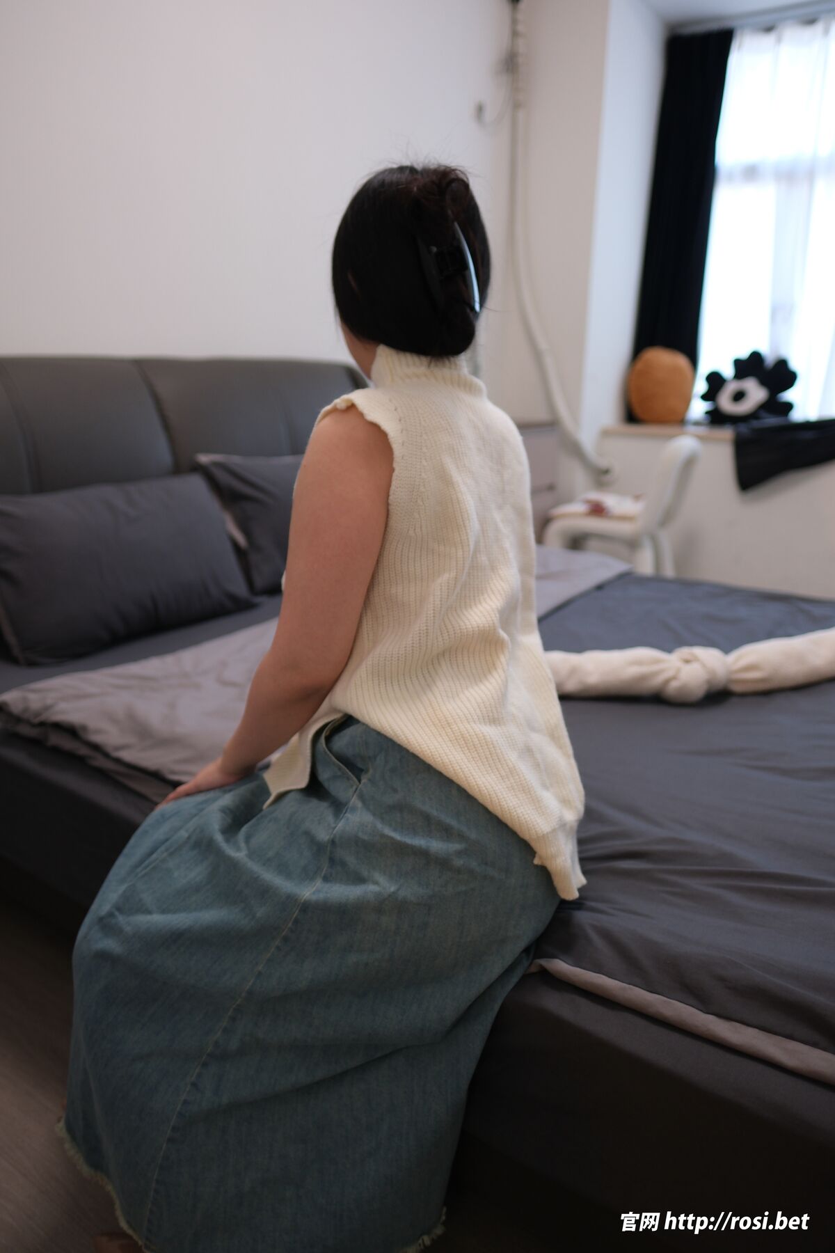 ROSI写真 2025.10.13 No.5061 Part01 42 ROSI写真 2025.10.13 No.5061 Part01