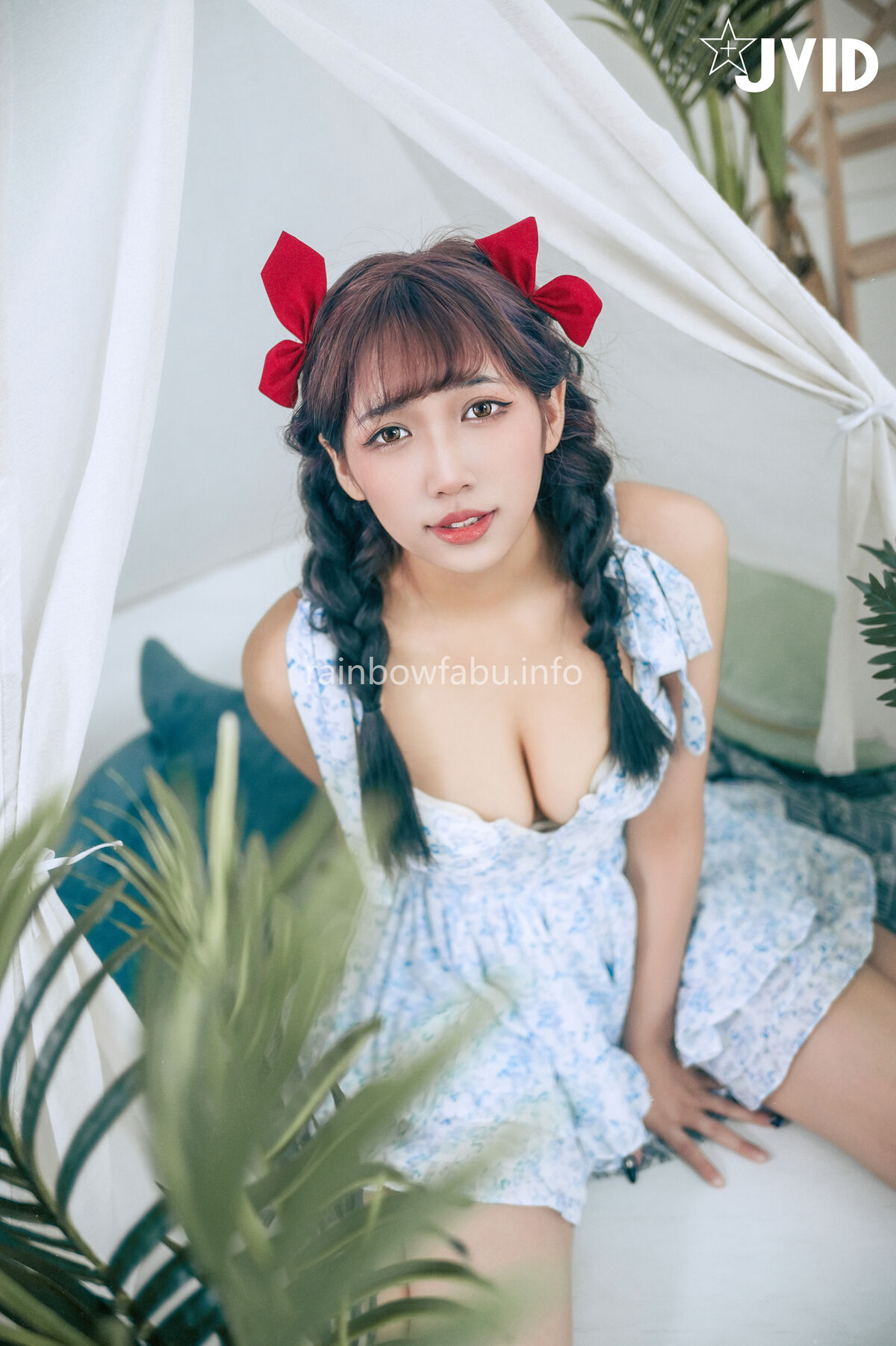 Wu Zi Xin 吳紫欣 - 戀愛感爆棚的野餐約 -紫欣 ️女友洋裝的肩帶滑下來了 那乾脆就別穿了吧 Part02 42 Wu Zi Xin 吳紫欣 - 戀愛感爆棚的野餐約 -紫欣 ️女友洋裝的肩帶滑下來了 那乾脆就別穿了吧 Part02