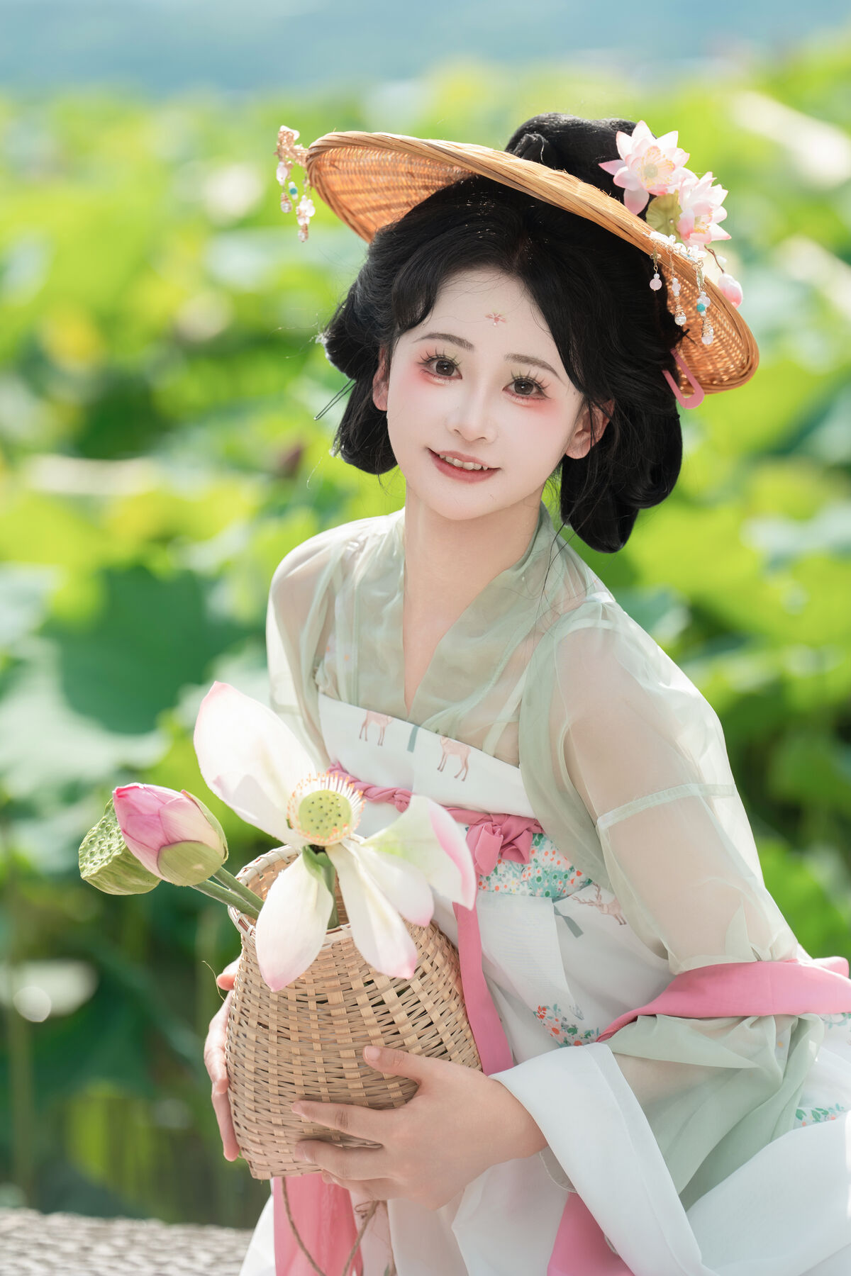 YiTuYu艺图语 Vol.9685 Jiao Yi Zhi Sui Sui 17 YiTuYu艺图语 Vol.9685 Jiao Yi Zhi Sui Sui
