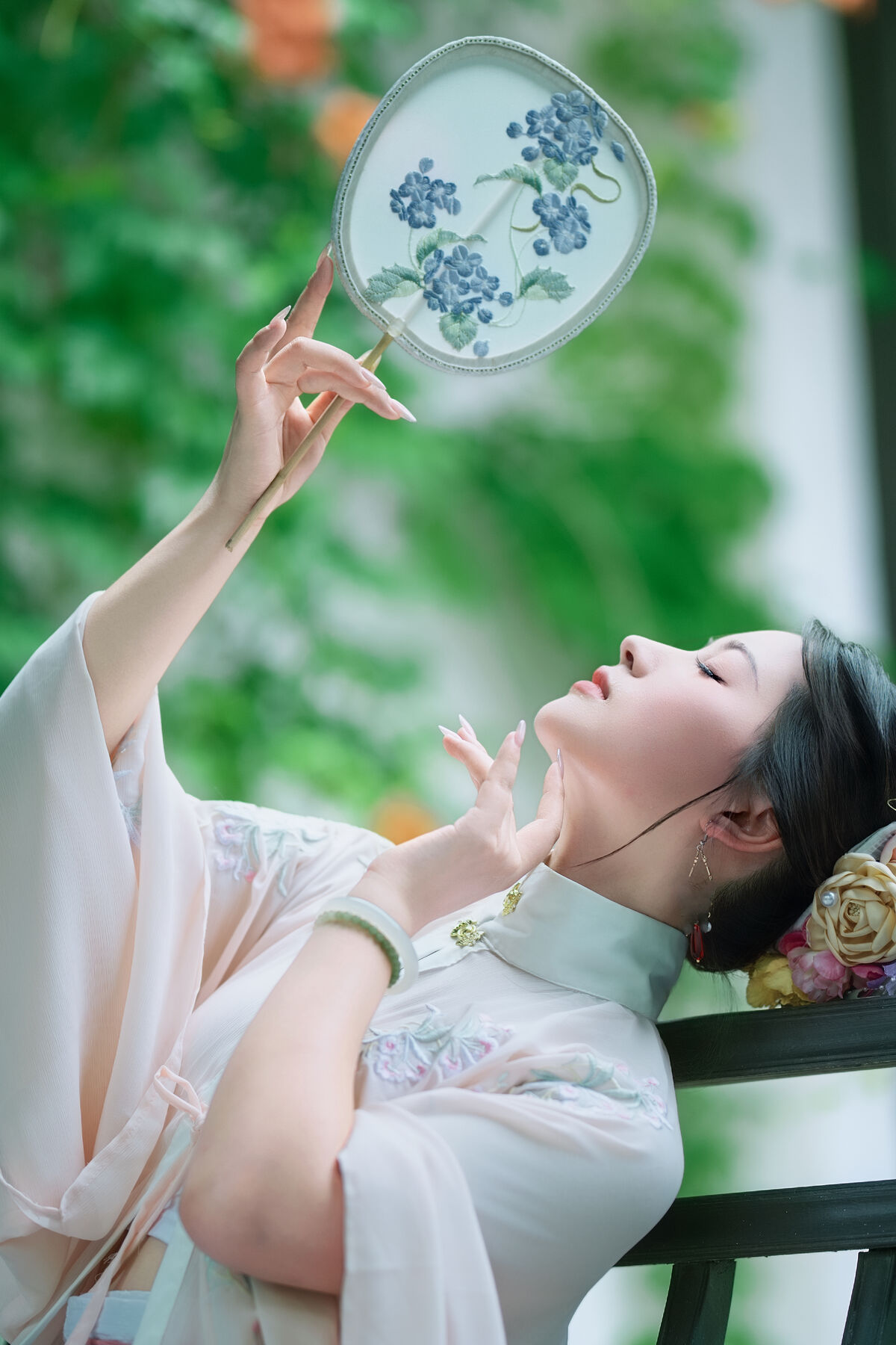 YiTuYu艺图语 Vol.9821 Mi Mi 25 YiTuYu艺图语 Vol.9821 Mi Mi