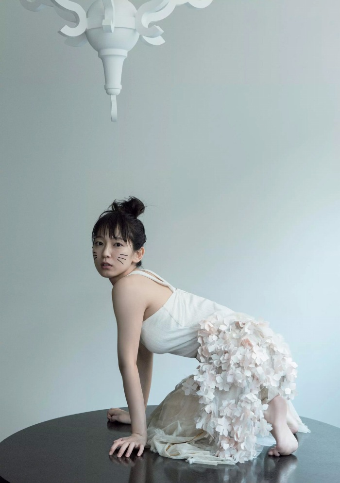 吉岡里帆 Dカップボインの水着グラビア画像! 287 吉岡里帆 Dカップボインの水着グラビア画像!