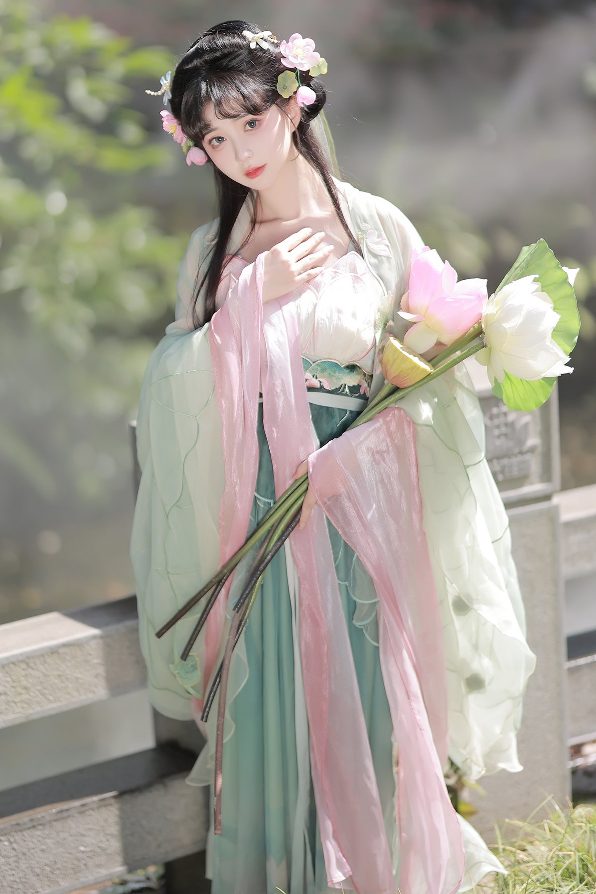 YiTuYu艺图语 Vol.9537 Qi Luo Sheng De Xiao Su Su