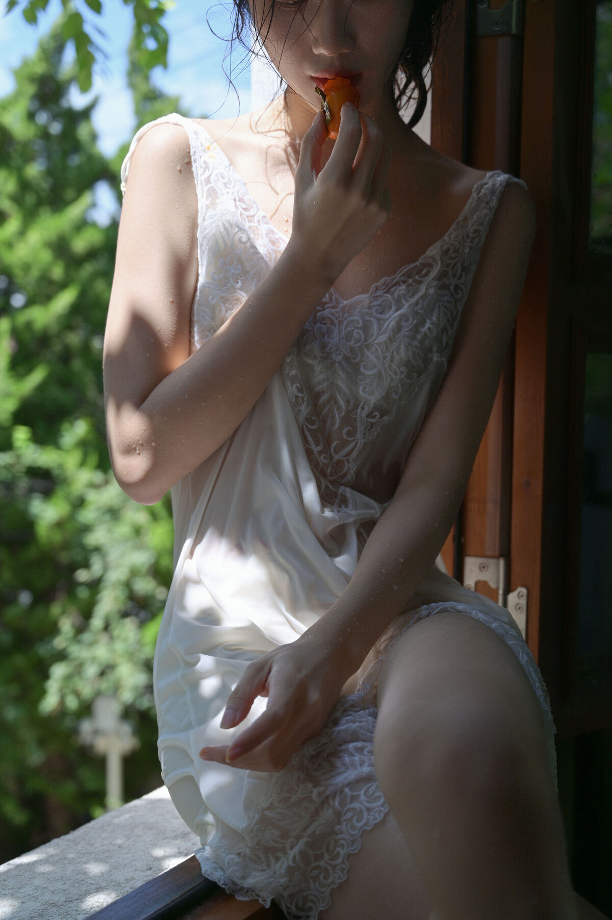 YiTuYu艺图语 Vol.9651 Fei Sato Ni Ni 44 YiTuYu艺图语 Vol.9651 Fei Sato Ni Ni