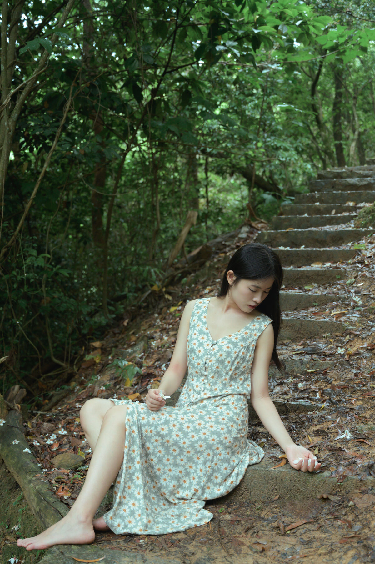 YiTuYu艺图语 Vol.9673 Lu Wei Wei Wei 25 YiTuYu艺图语 Vol.9673 Lu Wei Wei Wei