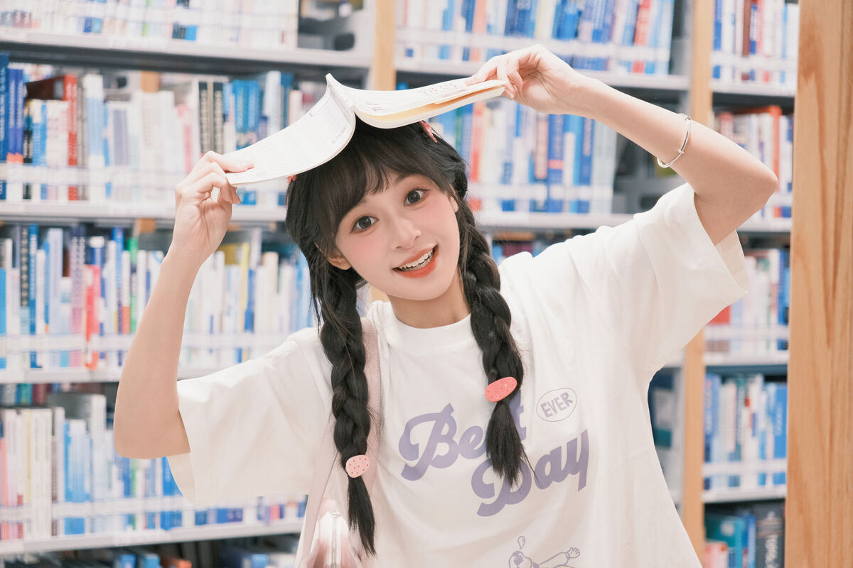 YiTuYu艺图语 Vol.9550 Xia Yu Xiao Nian 19 YiTuYu艺图语 Vol.9550 Xia Yu Xiao Nian