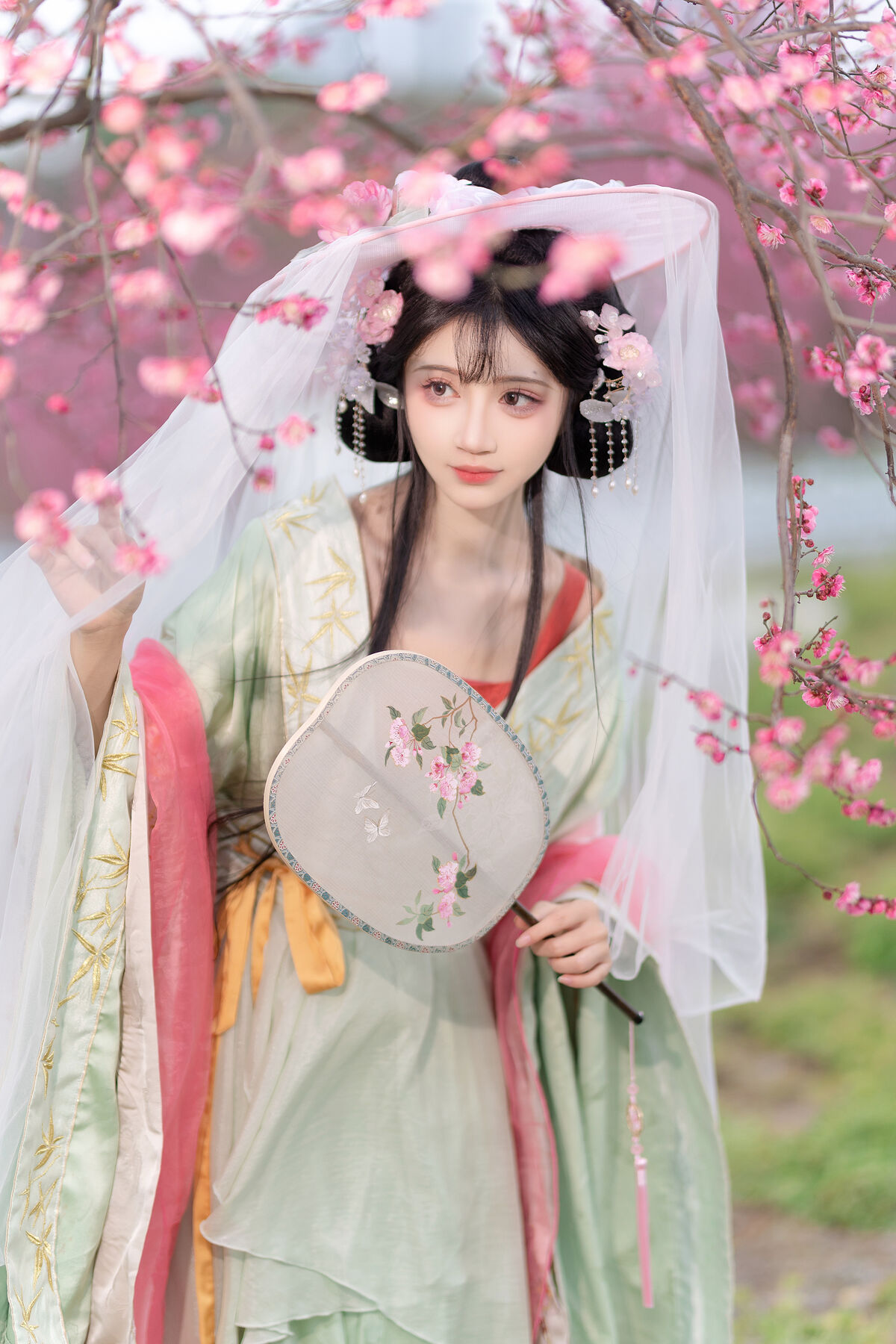 YiTuYu艺图语 Vol.9620 Qi Luo Sheng De Xiao Su Su 17 YiTuYu艺图语 Vol.9620 Qi Luo Sheng De Xiao Su Su
