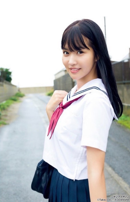 南みゆか 90㎝パイパイの水着グラビア画像! 572 南みゆか 90㎝パイパイの水着グラビア画像!
