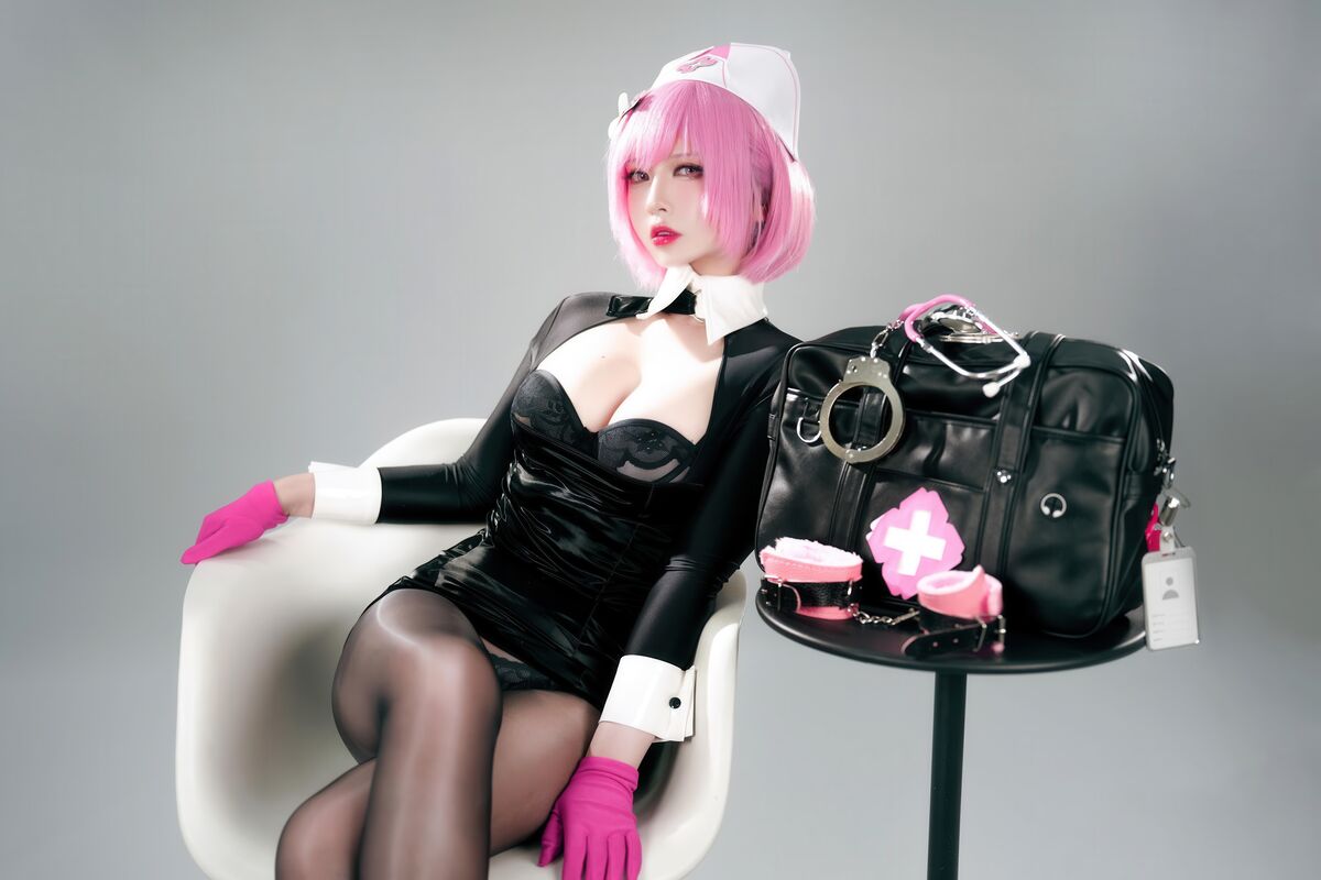 Coser@半半子 - 王医生 57 Coser@半半子 - 王医生
