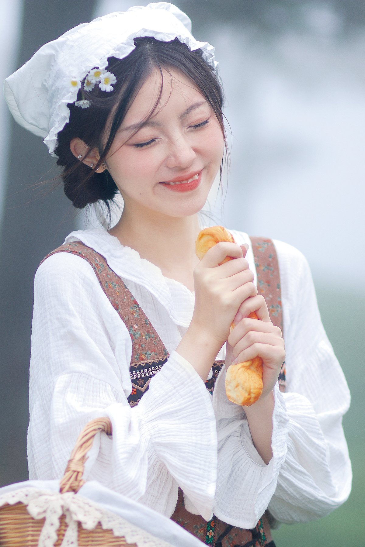 YiTuYu艺图语 Vol.9481 Lu Li