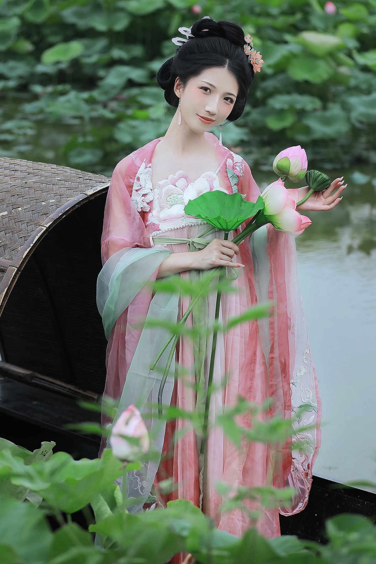 YiTuYu艺图语 Vol.9531 Bie Qiu Yue 23 YiTuYu艺图语 Vol.9531 Bie Qiu Yue