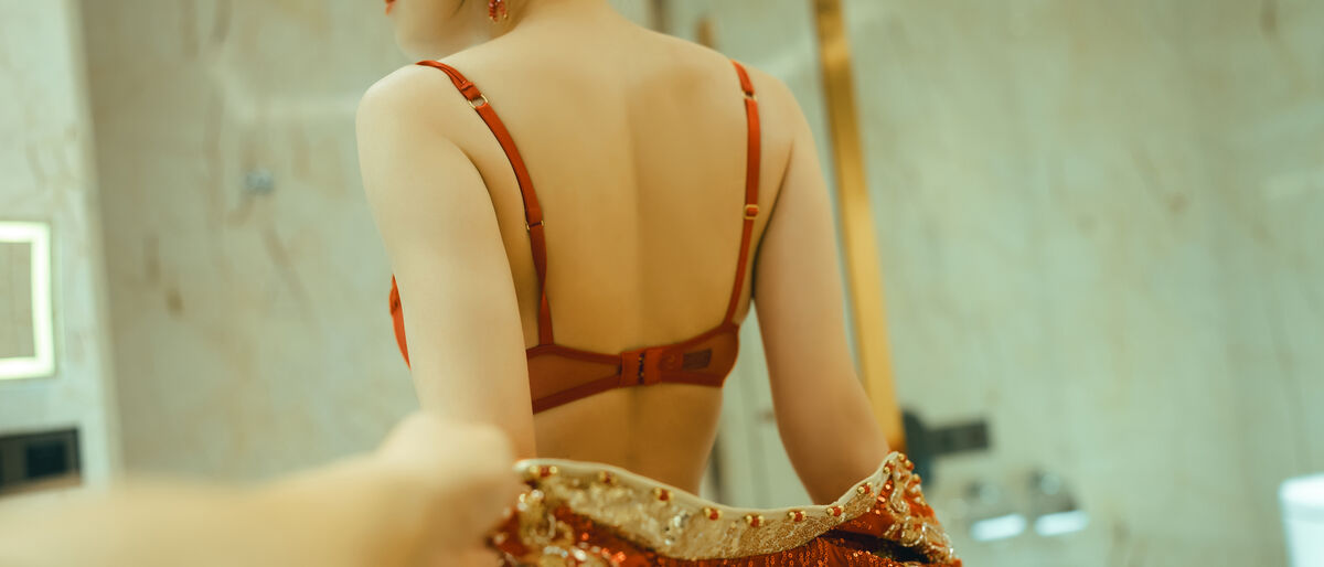 Coser@鹿八岁 - 新婚小故事 Part01 53 Coser@鹿八岁 - 新婚小故事 Part01