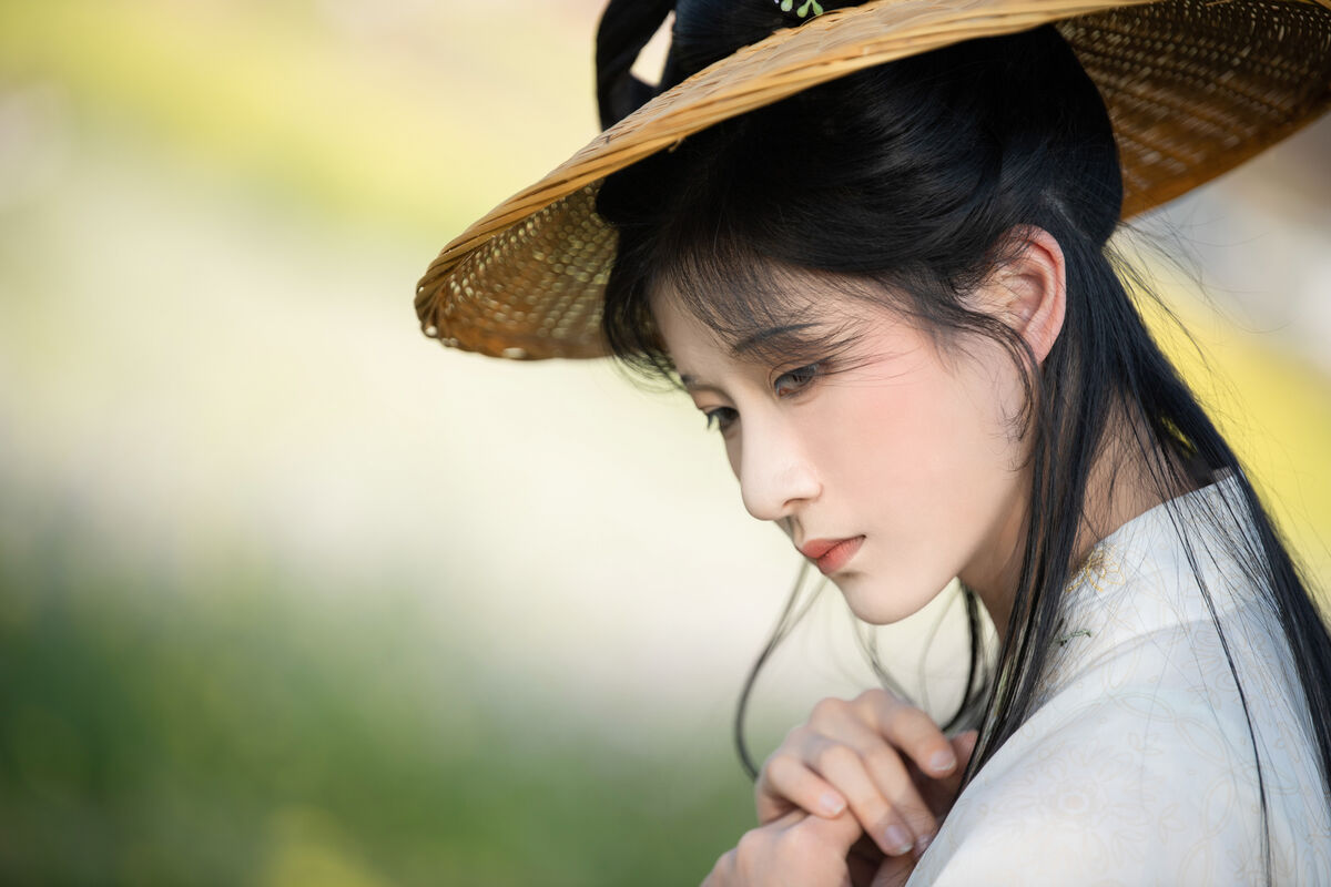 YiTuYu艺图语 Vol.9487 Gua Gua Ding Gua Gu 18 YiTuYu艺图语 Vol.9487 Gua Gua Ding Gua Gu