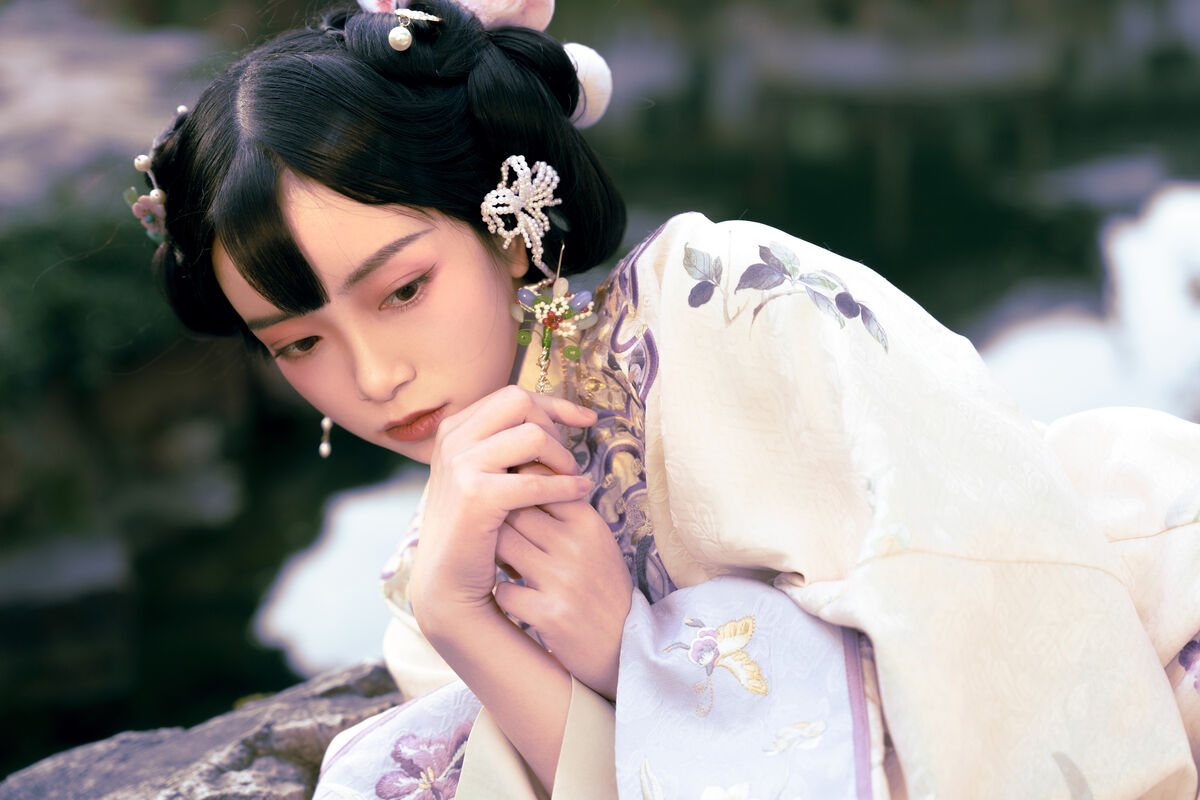 YiTuYu艺图语 Vol.9846 He Li Han 23 YiTuYu艺图语 Vol.9846 He Li Han