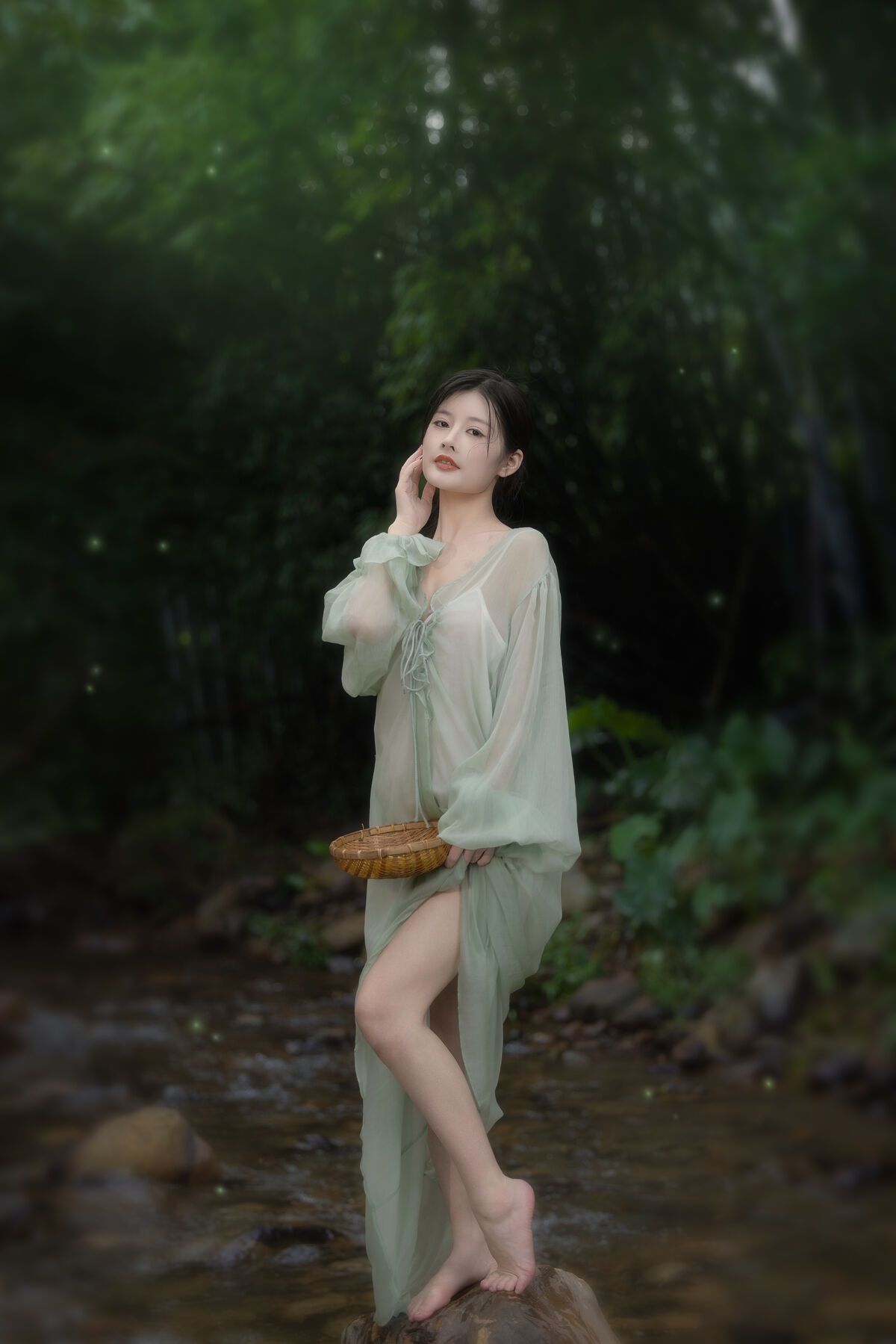 YiTuYu艺图语 Vol.9824 Yu Mi 24 YiTuYu艺图语 Vol.9824 Yu Mi
