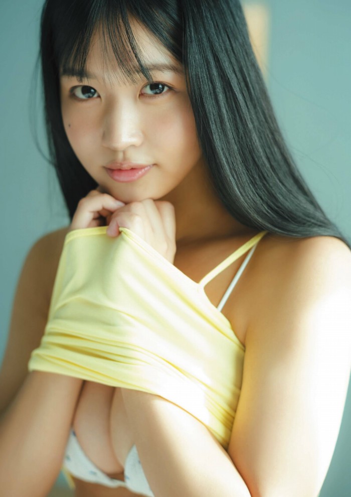 南みゆか 90㎝パイパイの水着グラビア画像! 594 南みゆか 90㎝パイパイの水着グラビア画像!