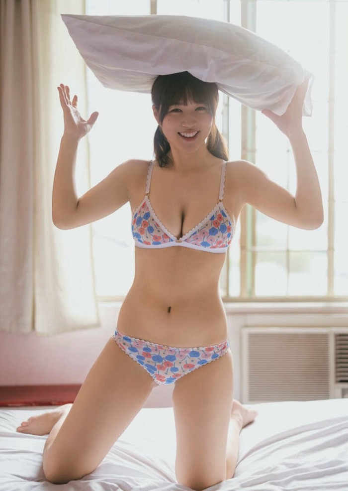 南みゆか 90㎝パイパイの水着グラビア画像! 599 南みゆか 90㎝パイパイの水着グラビア画像!