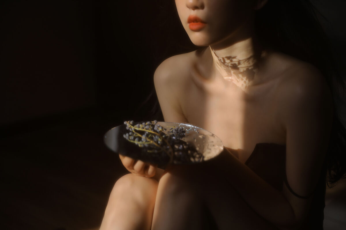 YiTuYu艺图语 Vol.9672 Guo Rong Di Hai Jiao 18 YiTuYu艺图语 Vol.9672 Guo Rong Di Hai Jiao