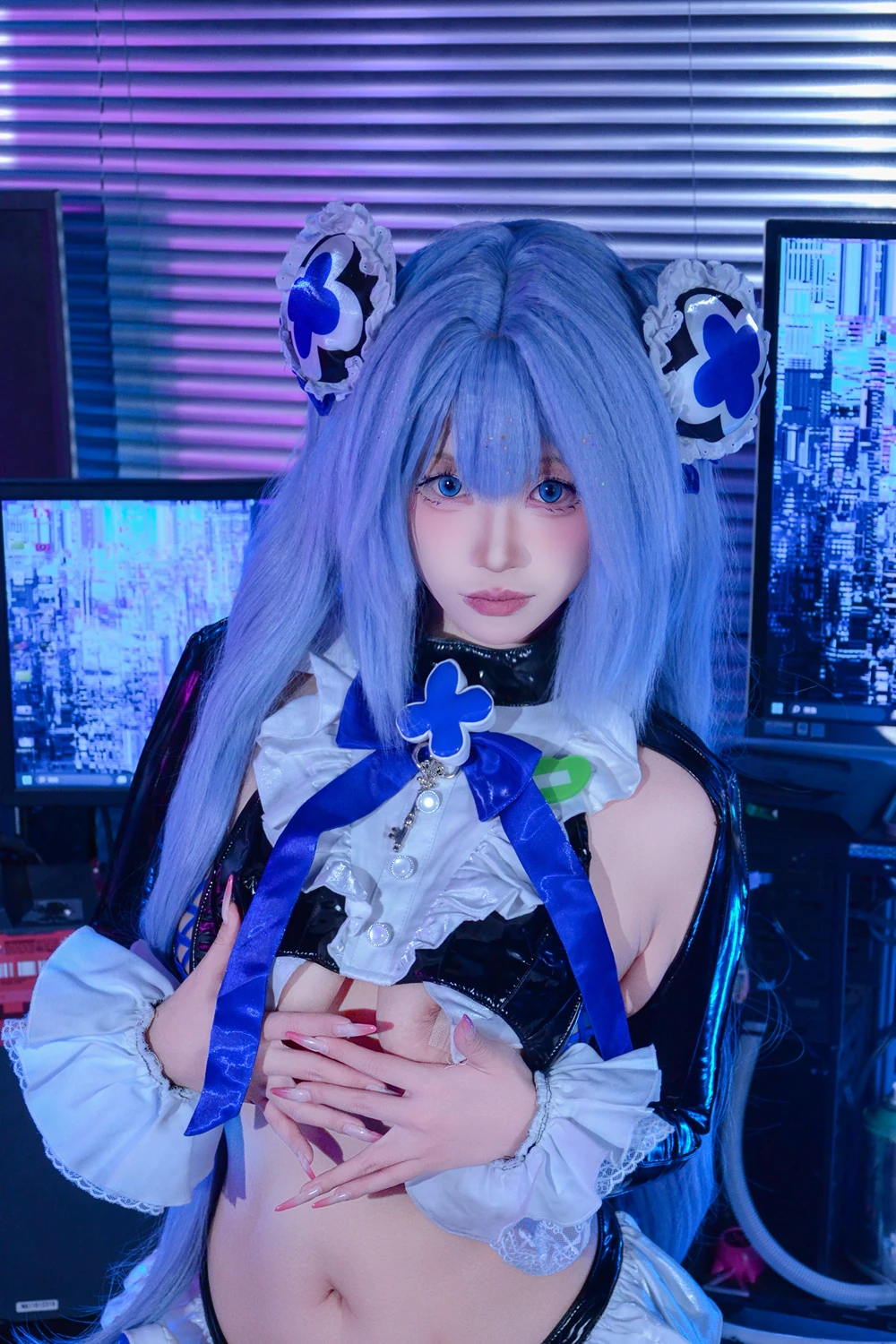 Cosplay 叉烧hibiki – NIKKE-汉塞尔 2 Cosplay 叉烧hibiki – NIKKE-汉塞尔
