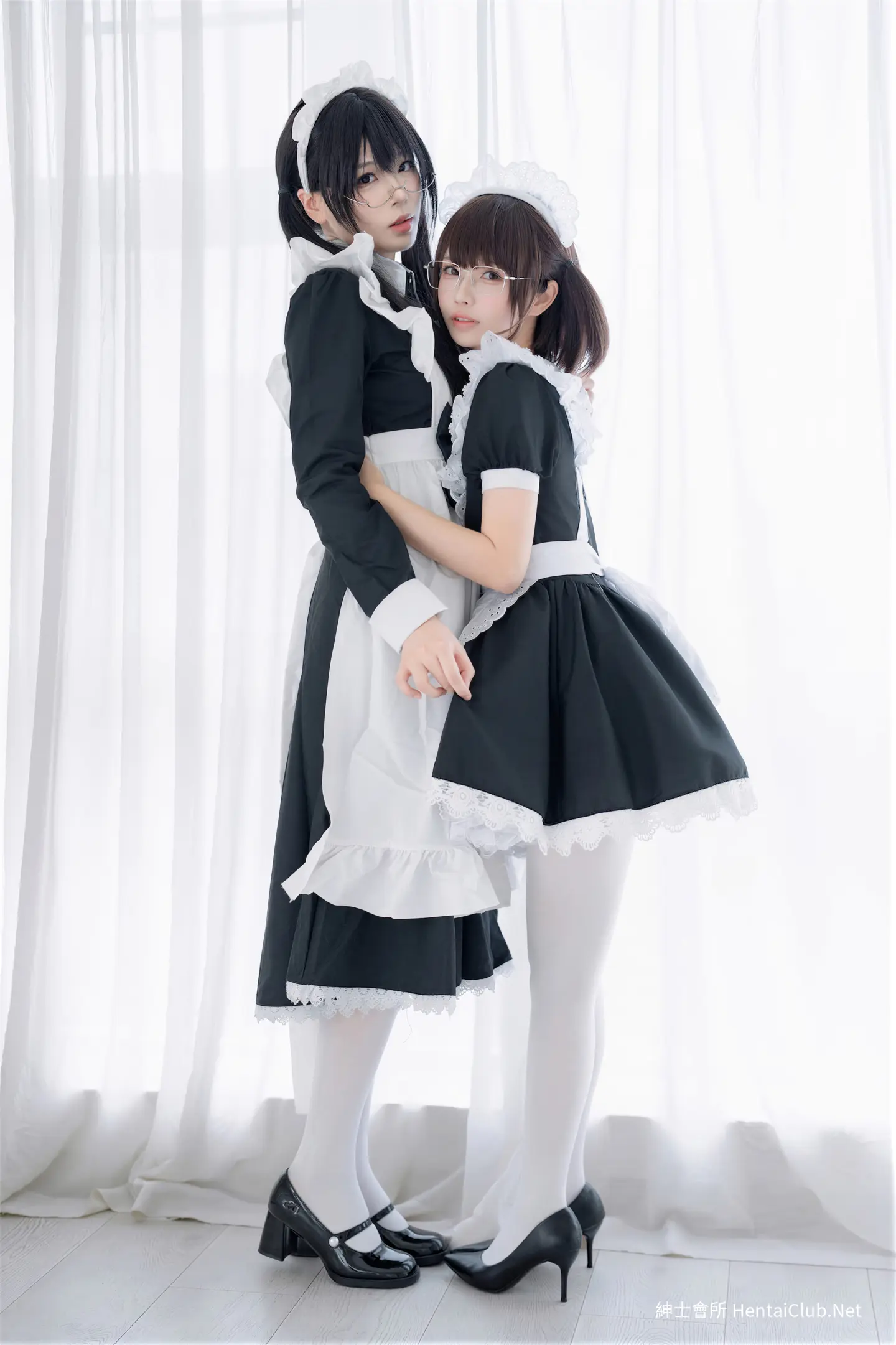 轩萧学姐 十万珍吱伏特 双人女仆 5 轩萧学姐 十万珍吱伏特 双人女仆