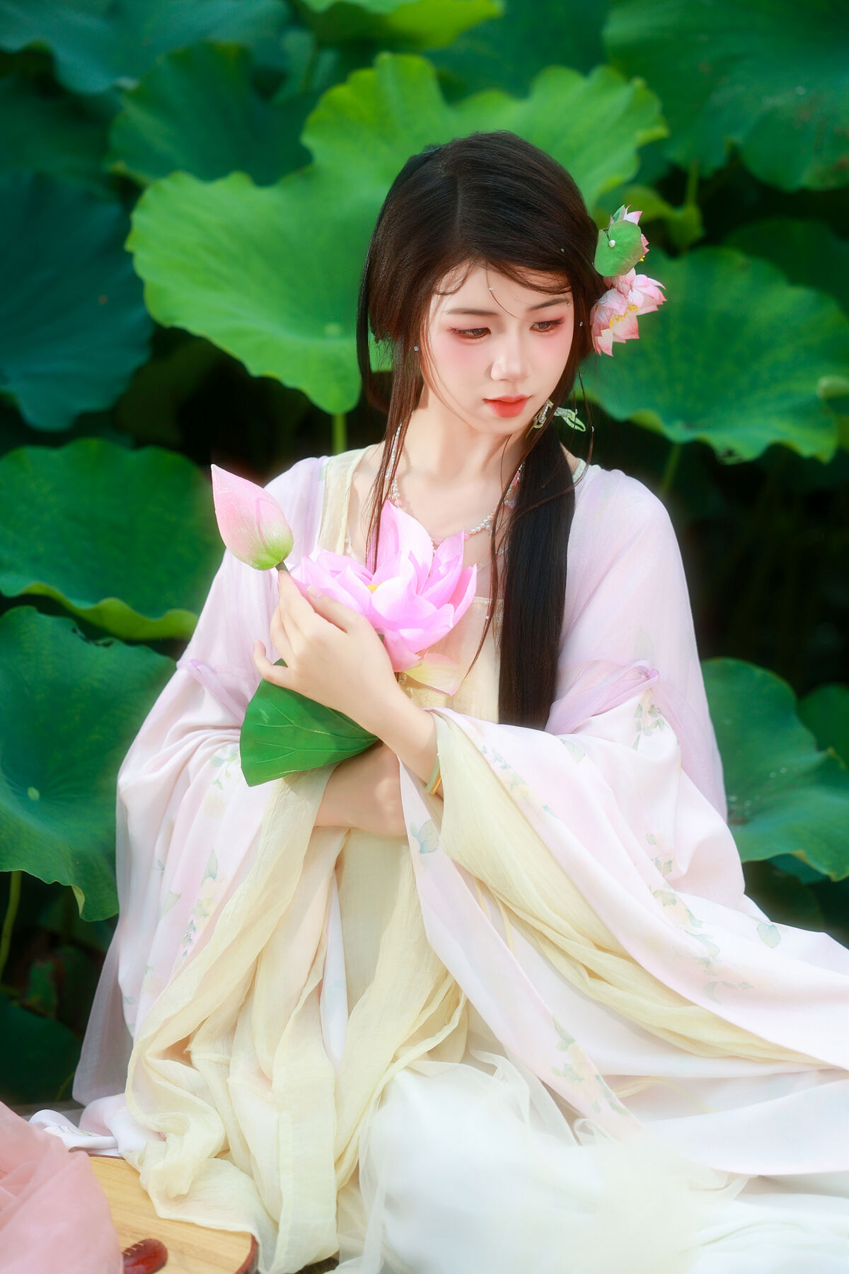 YiTuYu艺图语 Vol.9955 Xiao Du Tong Xue 2 YiTuYu艺图语 Vol.9955 Xiao Du Tong Xue