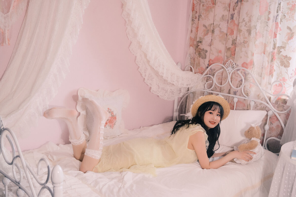 YiTuYu艺图语 Vol.9868 Xiao Wu 3 YiTuYu艺图语 Vol.9868 Xiao Wu