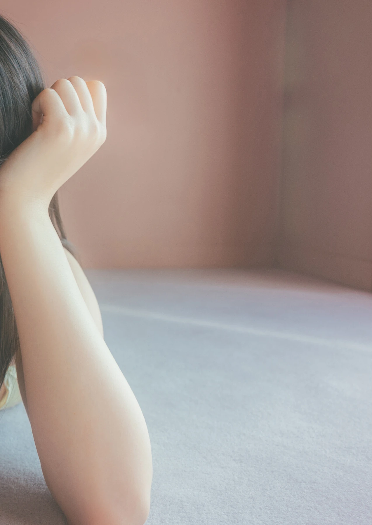 Miu Shirahama 白濱美兎 – 写真集 スピ サン グラビアフォトブック 「White Muse」 2 Miu Shirahama 白濱美兎 – 写真集 スピ サン グラビアフォトブック 「White Muse」