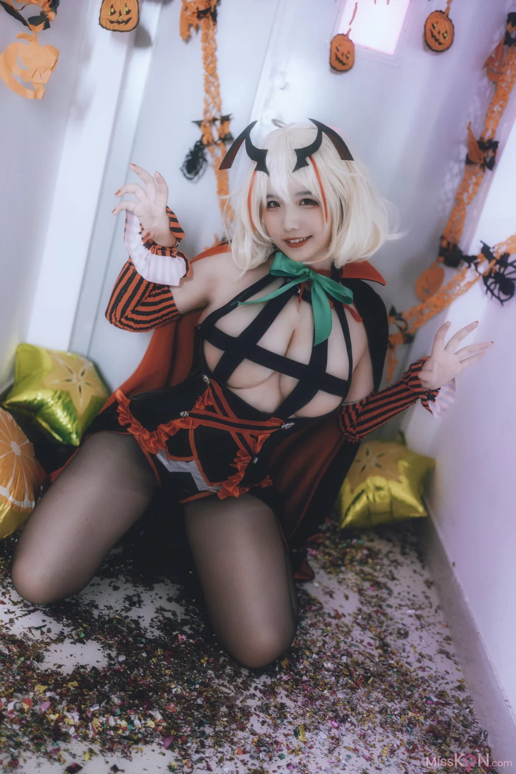 Coser@阿半今天很开心: 罗恩万圣节 2 Coser@阿半今天很开心: 罗恩万圣节