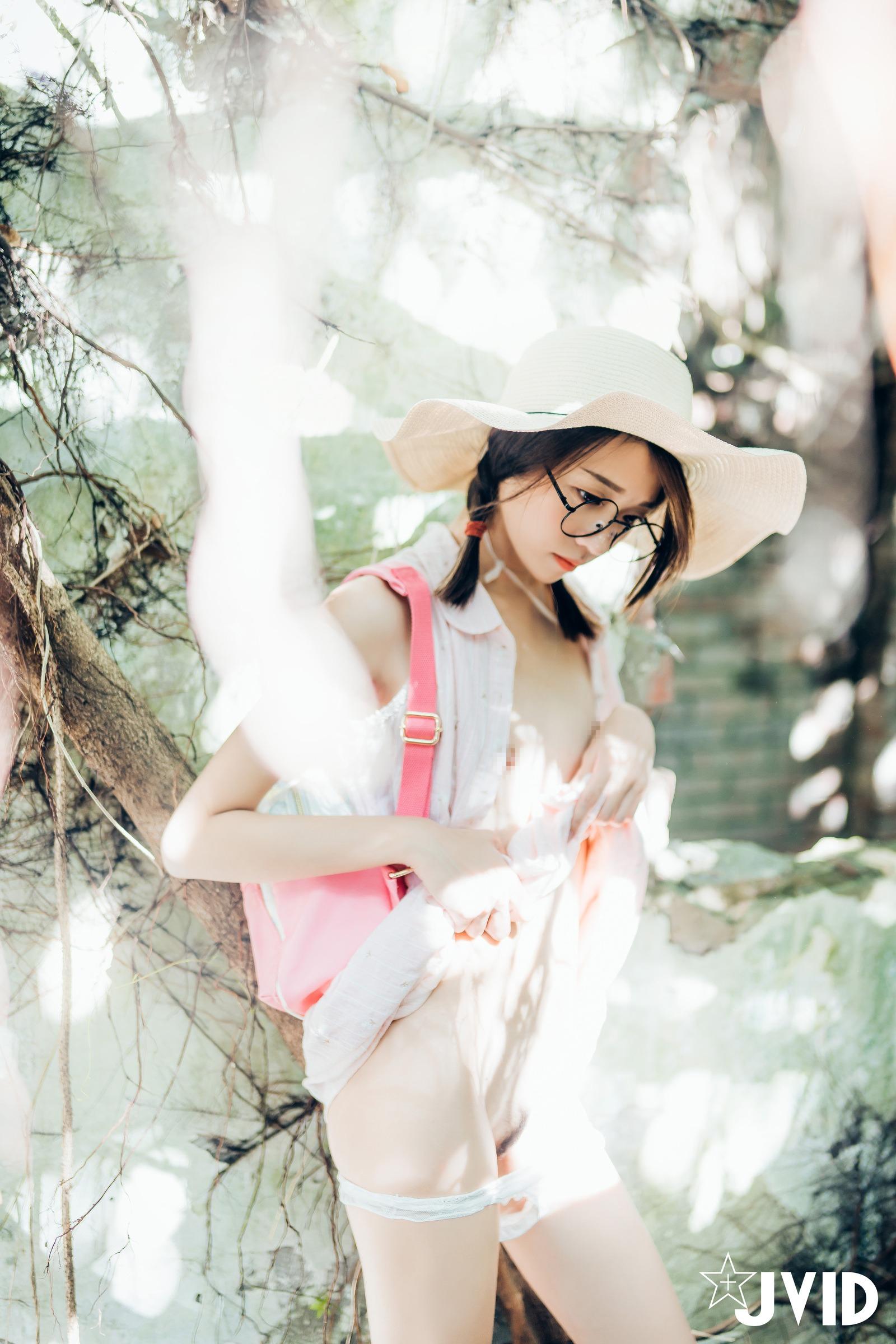 JVID:妍妍 - 抓精虫的小女孩 29 JVID:妍妍 - 抓精虫的小女孩