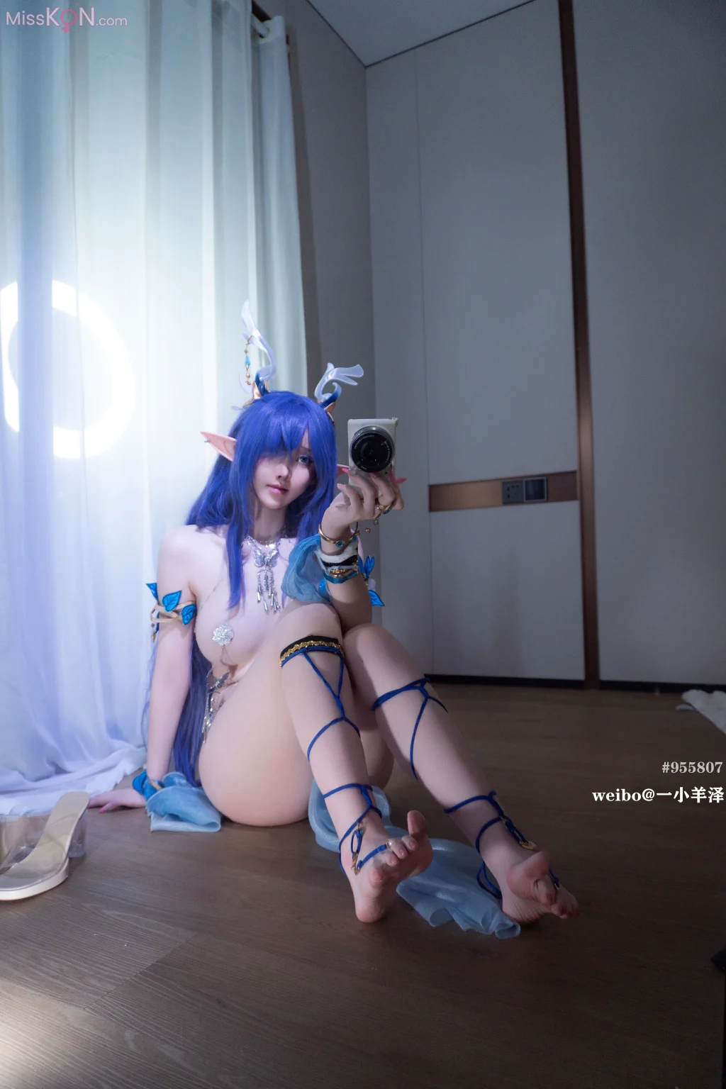 Coser@一小央泽 (yixiaoyangze): 霜铃银鹿 菈乌玛 5 Coser@一小央泽 (yixiaoyangze): 霜铃银鹿 菈乌玛