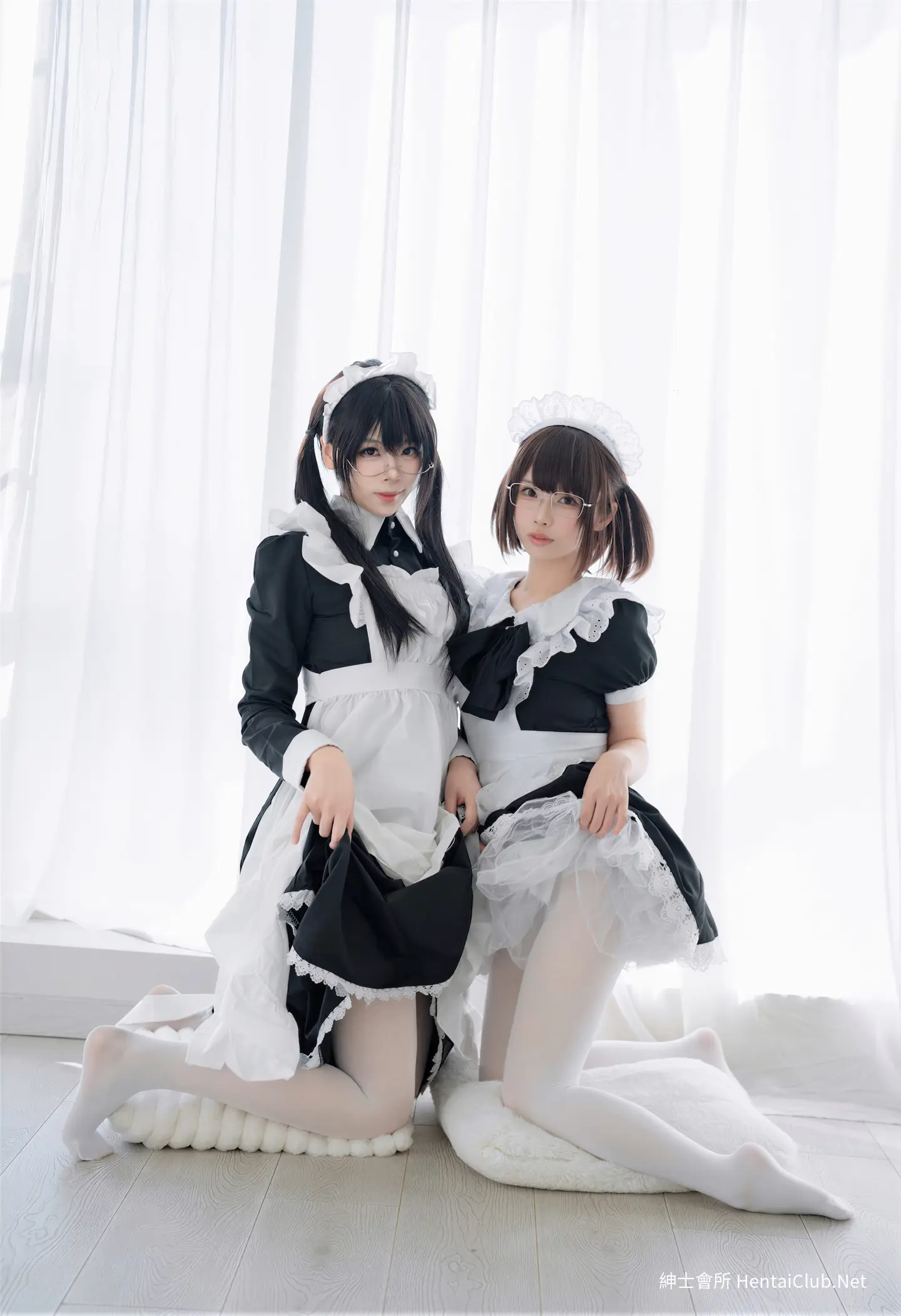轩萧学姐 十万珍吱伏特 双人女仆 34 轩萧学姐 十万珍吱伏特 双人女仆