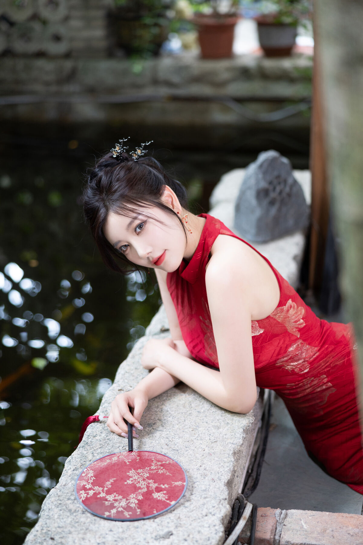 内购无水印 Yang Chen Chen 杨晨晨Yome - 秀人网模特 红色旗袍 Part01 4 内购无水印 Yang Chen Chen 杨晨晨Yome - 秀人网模特 红色旗袍 Part01