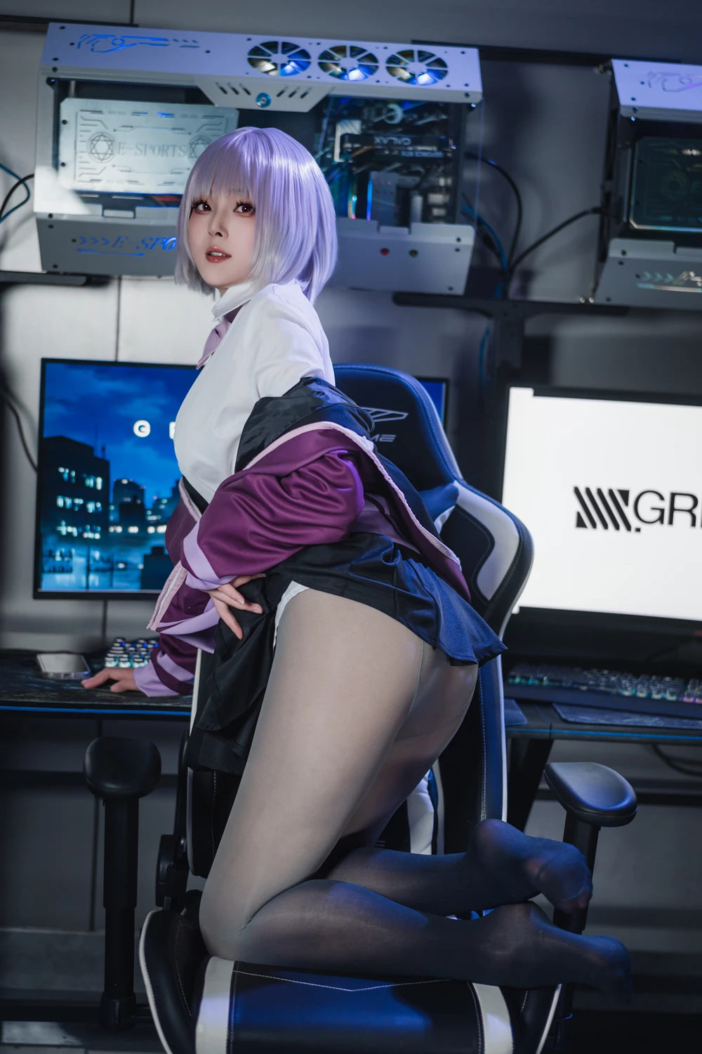 Cosplay Natsuko夏夏子 – GRIDMAN 新条茜 5 Cosplay Natsuko夏夏子 – GRIDMAN 新条茜