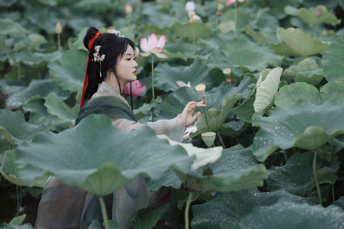 YiTuYu艺图语 Vol.9895 Yuan Di Diao Xian Qu Ye Nao 3 YiTuYu艺图语 Vol.9895 Yuan Di Diao Xian Qu Ye Nao