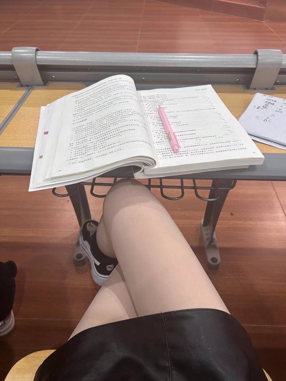 上戏腐女舞蹈专业写真 | 大尺度福利合集 14 上戏腐女舞蹈专业写真 | 大尺度福利合集