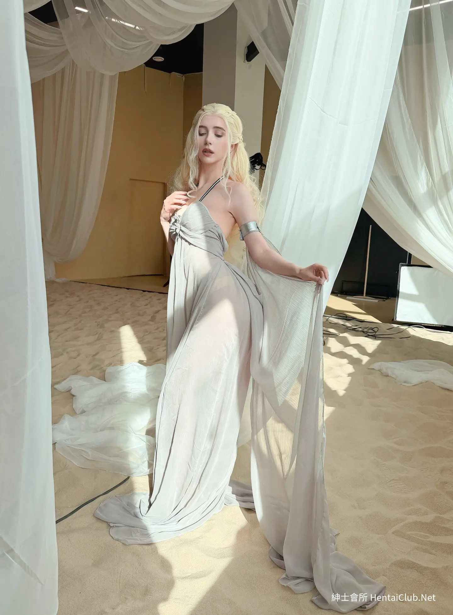 MikAllen Daenerys 17 MikAllen Daenerys