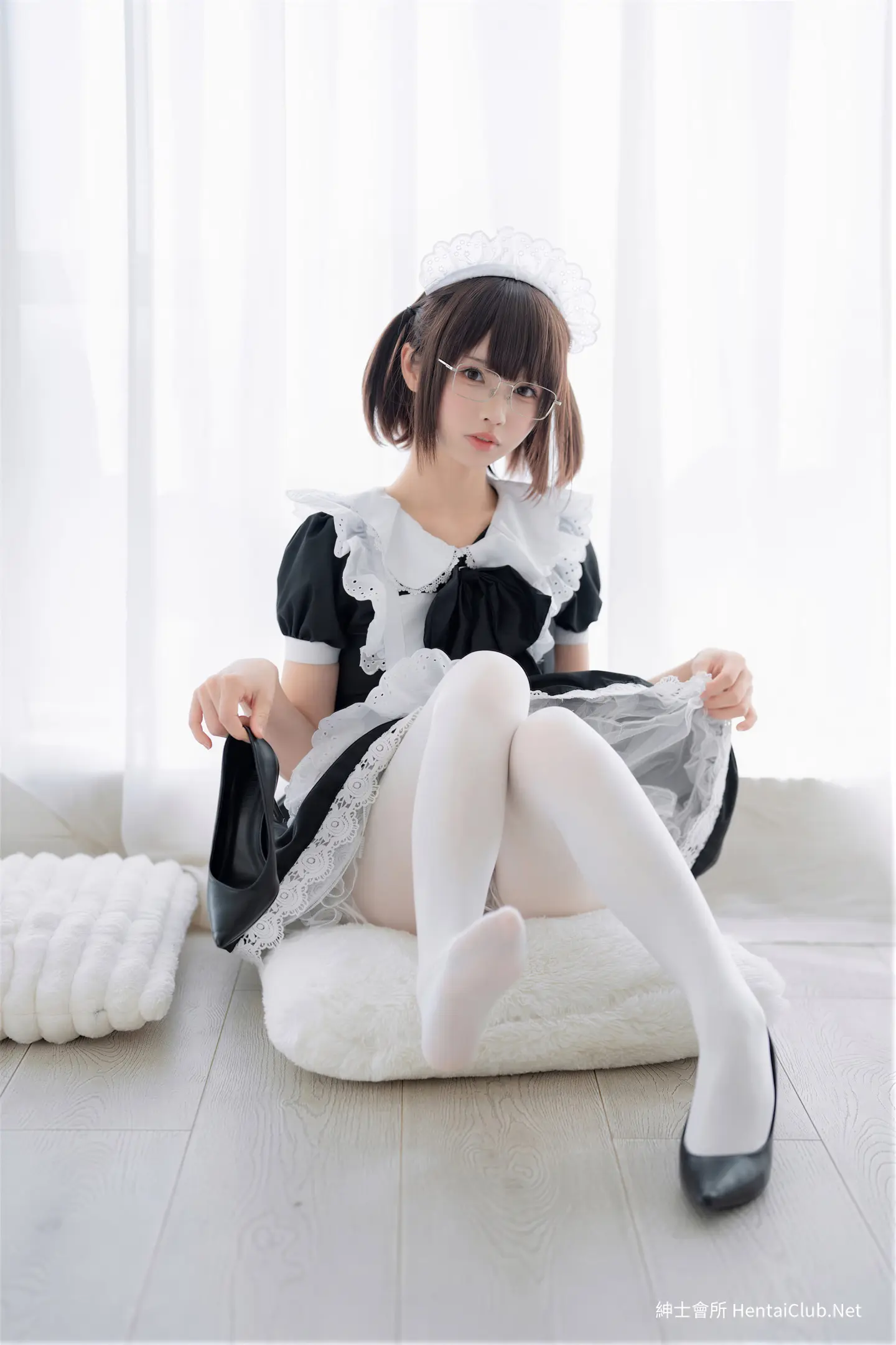 轩萧学姐 十万珍吱伏特 双人女仆 37 轩萧学姐 十万珍吱伏特 双人女仆
