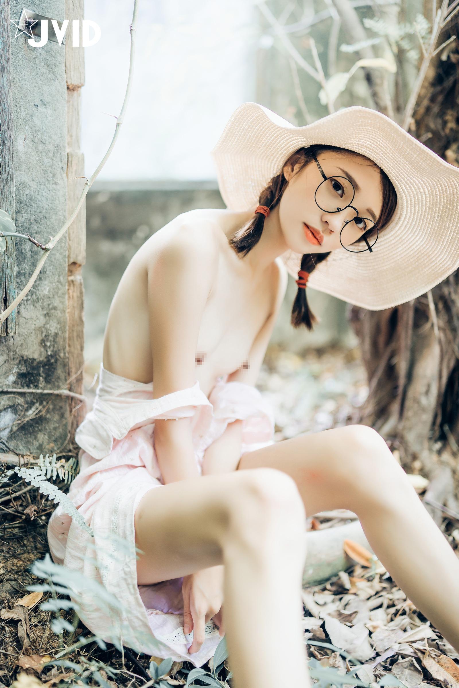 JVID:妍妍 - 抓精虫的小女孩 19 JVID:妍妍 - 抓精虫的小女孩