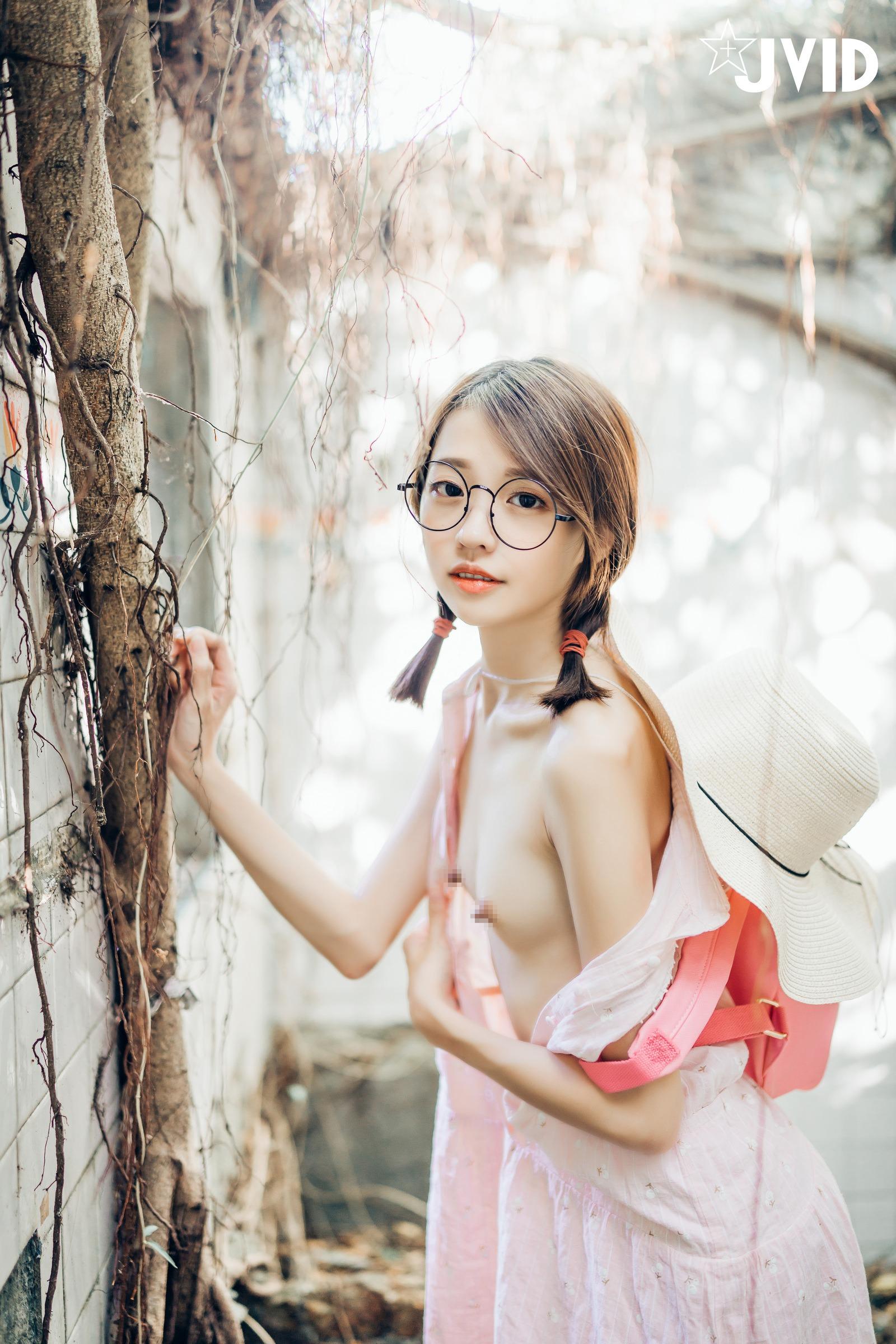 JVID:妍妍 - 抓精虫的小女孩 37 JVID:妍妍 - 抓精虫的小女孩
