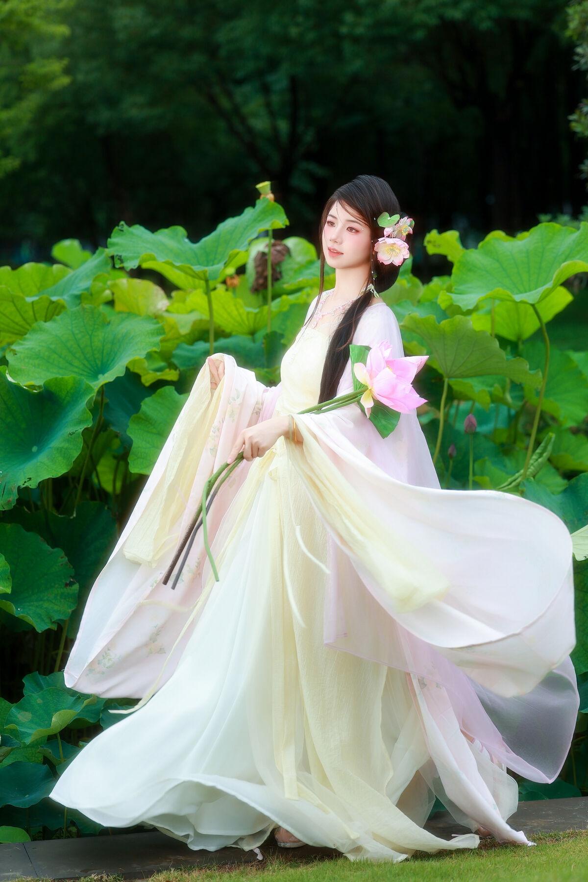 YiTuYu艺图语 Vol.9955 Xiao Du Tong Xue 10 YiTuYu艺图语 Vol.9955 Xiao Du Tong Xue