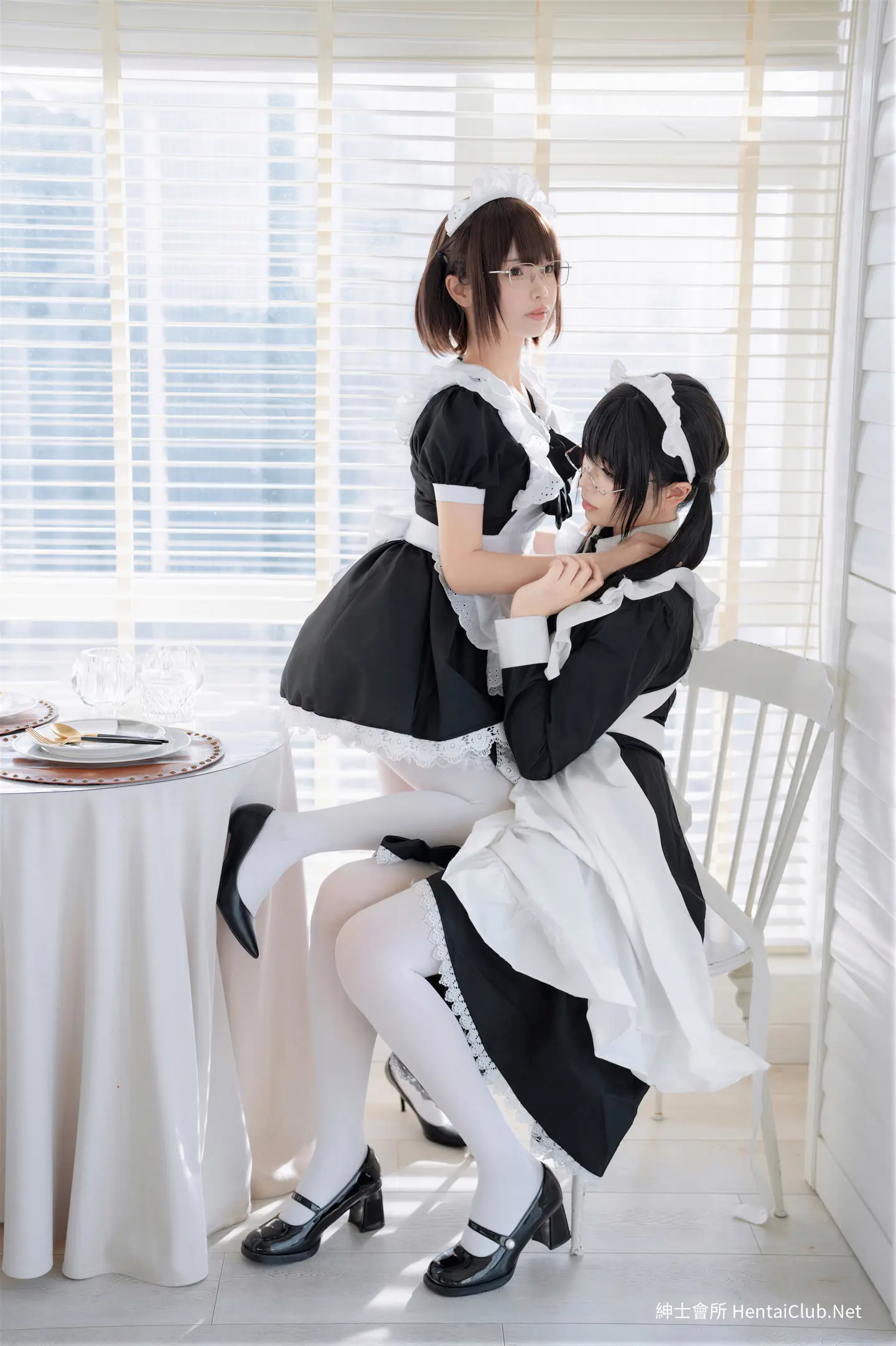 轩萧学姐 十万珍吱伏特 双人女仆 19 轩萧学姐 十万珍吱伏特 双人女仆