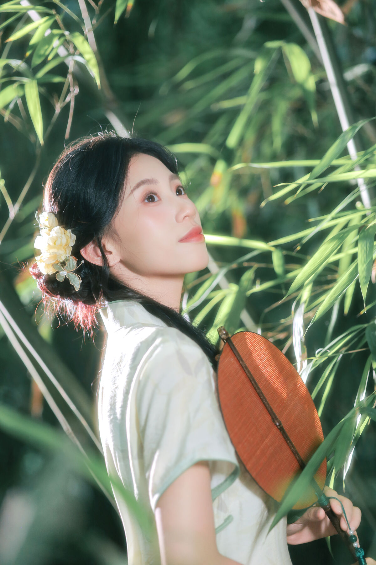 YiTuYu艺图语 Vol.9886 Zhong Ting Er 5 YiTuYu艺图语 Vol.9886 Zhong Ting Er