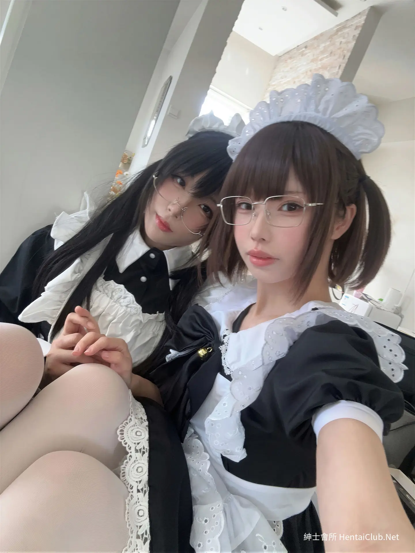 轩萧学姐 十万珍吱伏特 双人女仆 22 轩萧学姐 十万珍吱伏特 双人女仆